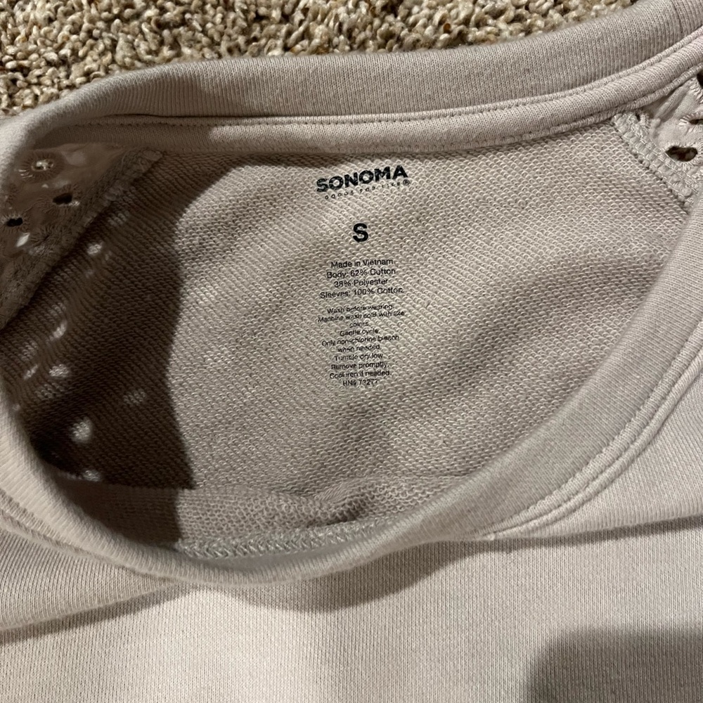 Sonoma Womens Light Beige Eyelet Sleeve Tee - Picture 2 of 3